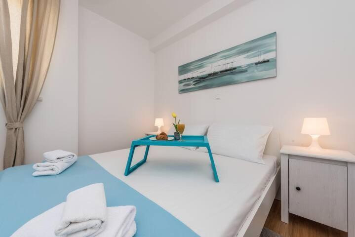 Blue Sky, Modern Sea View Apartment Novalja Exterior photo